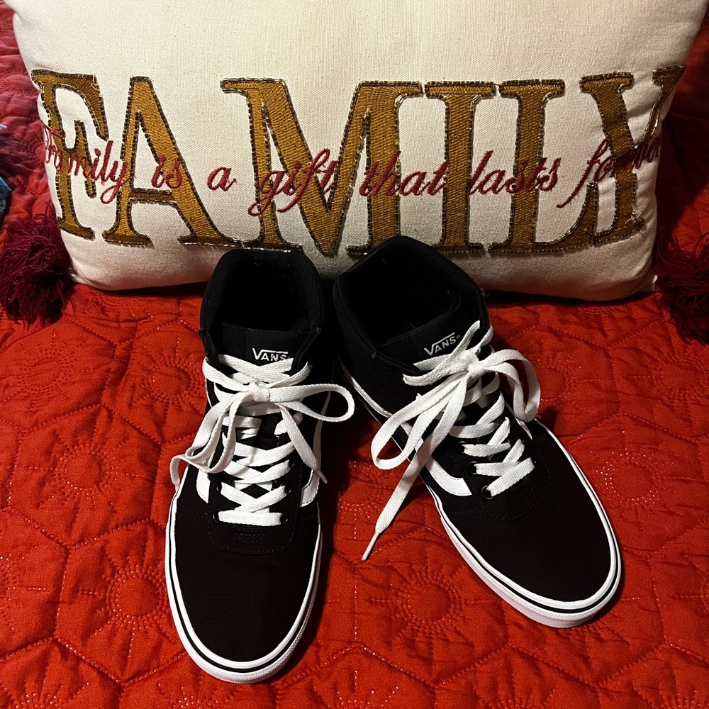 Vans Old Skool Canvas Hi Top Skate Sneakers Shoes Black/White Women's Size 8